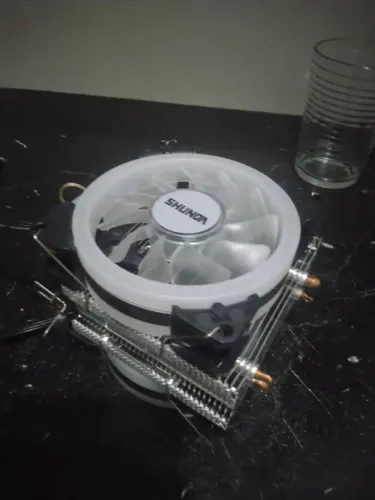 Cooler de CPU dual-fan 