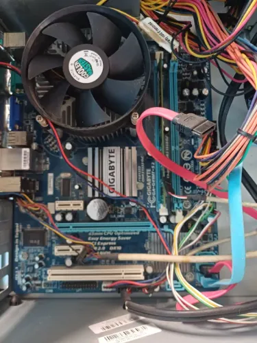 KIT Placa Mãe Gigabyte GA-G41MT-S2 -DDR3