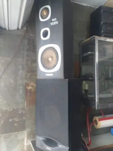 2 caixas de som