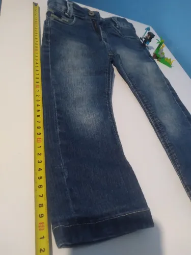 Calça jeans infantil NOVA tamanho 2 AK jeans 24cm cintura X 53cm altura