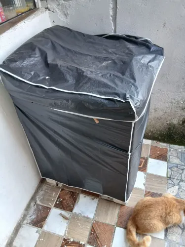 Vende se Maquinha de lavar COM DEFEITO