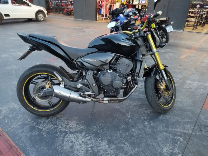 Vendo CB Hornet 2013