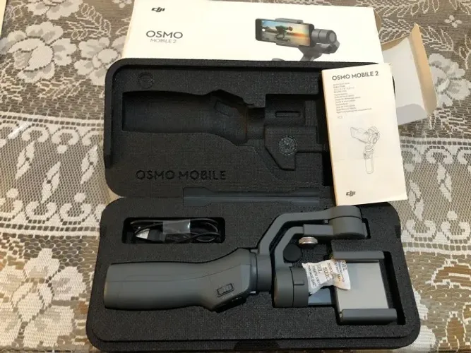 Estabilizador Gimbal DJI Osmo Mobile 2 - Novo