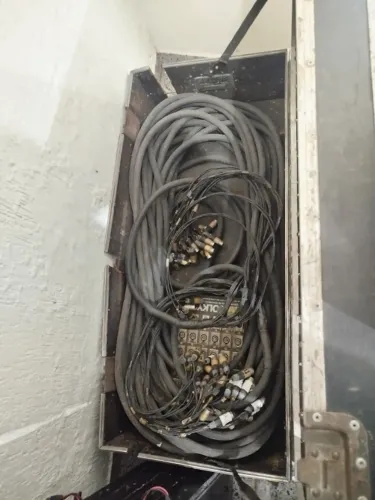 Multicabo com medusa 36 vias 50 metros, 5 metros Splitter. R$4.000.00