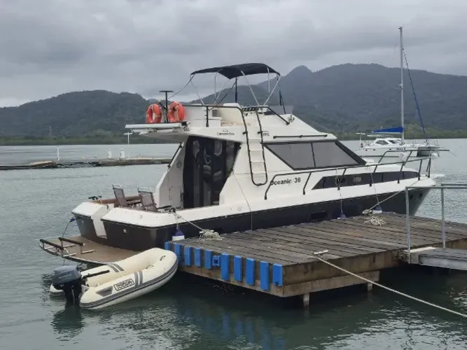 LANCHA OCEANIC 36 PLUS