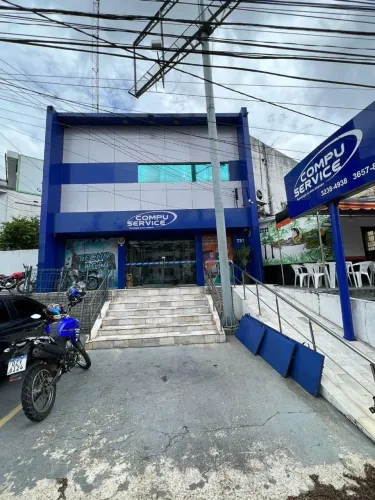 Prédio Comercial na Av. Tarumã