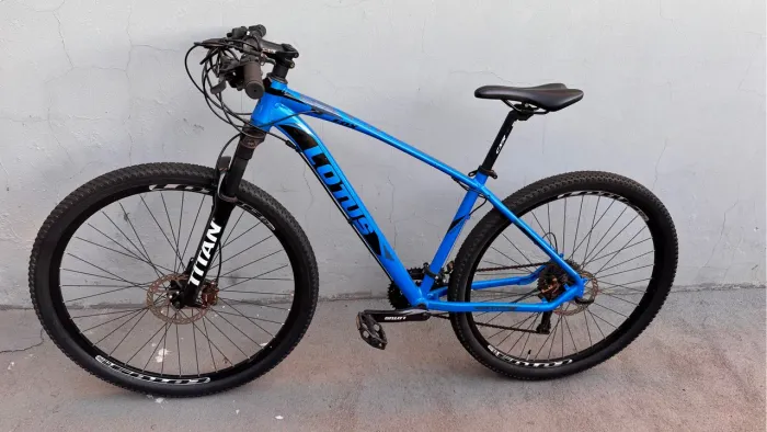 Bicicleta aro 29 lotus fox 24v freio hid