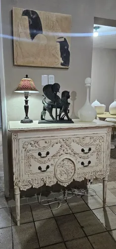 Móveis antigos, cômoda francesa antiga, antiguidades 