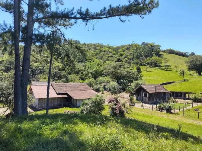 Sítio na Fazenda de Fora em Biguaçu