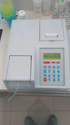 Aparelho de Bioquimica BioPlus 200