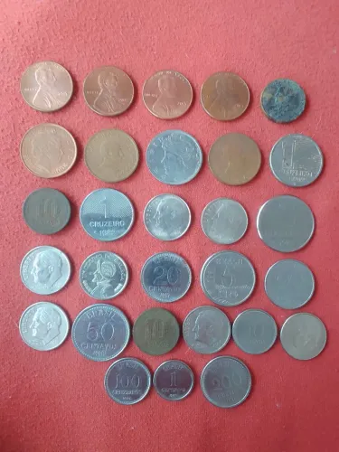 Coleção de Moedas Antigas - Detalhes na Descrição.