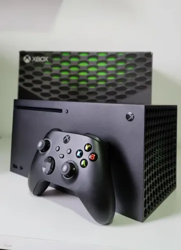 Raridade Xbox Series X - Seminovo - Perfeito Estado - Aceitamos o seu console na Troca