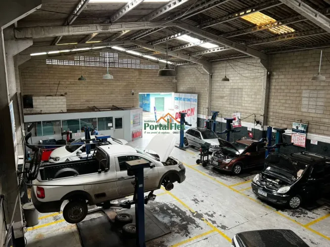 Galpão à venda em Jardim Limoeiro - Serra/ES