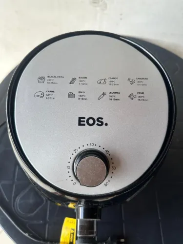 Fritadeira Sem Óleo Air fryer EOS Chef Gourmet 4 Litros Preto com Cinza EAF40S 127V
