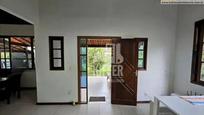 Casa com 3 dormitórios à venda, 430 m² por R$ 749.000,00 - Piratininga - Niterói/RJ