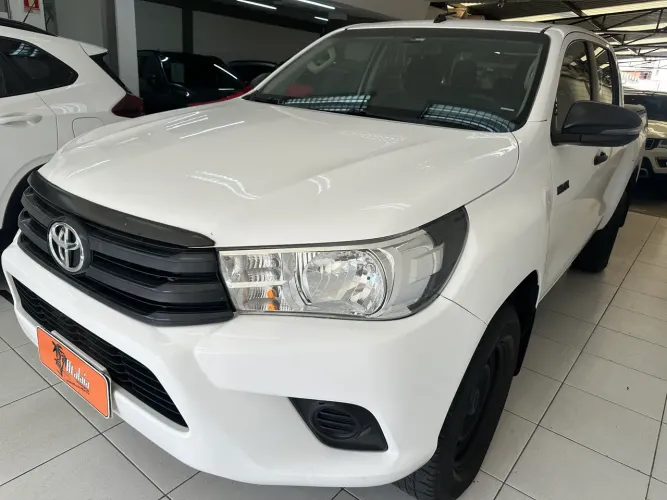 Hilux CD 2.8 Diesel 4x4 Mec. 2020