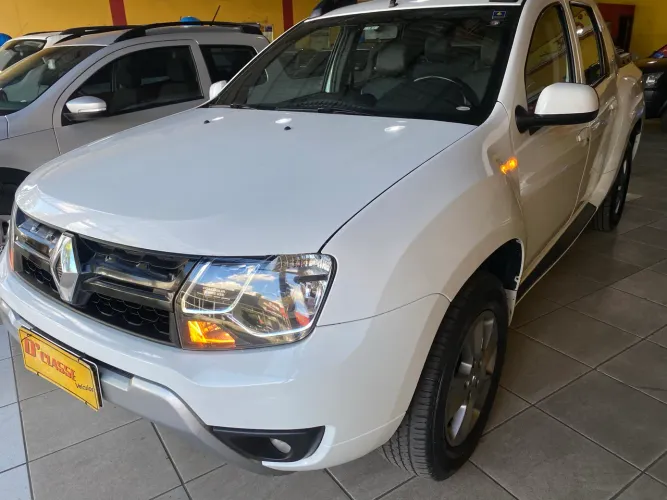 Renault Duster Oroch Dyna. 2.0 Hi-flex 16V Aut. 2019