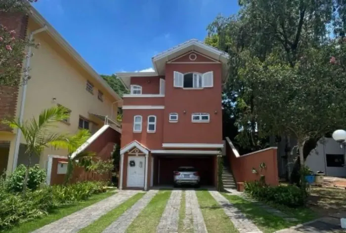 Casa com 3 dormitórios à venda, 218 m² por R$ 1.790.000,00 - Granja Viana - Cotia/SP
