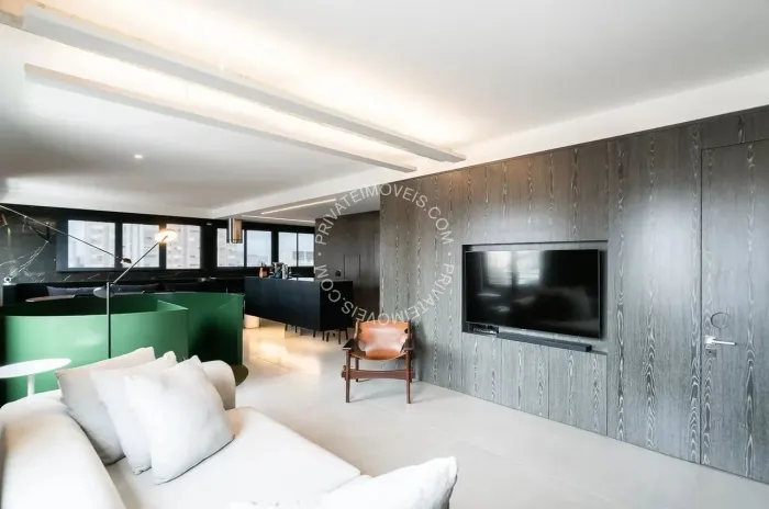 Apartamento Duplex mobiliado para alugar no Auxiliadora com 2 quartos (2 suítes)