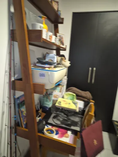 Escrivaninha de madeira tok stok 