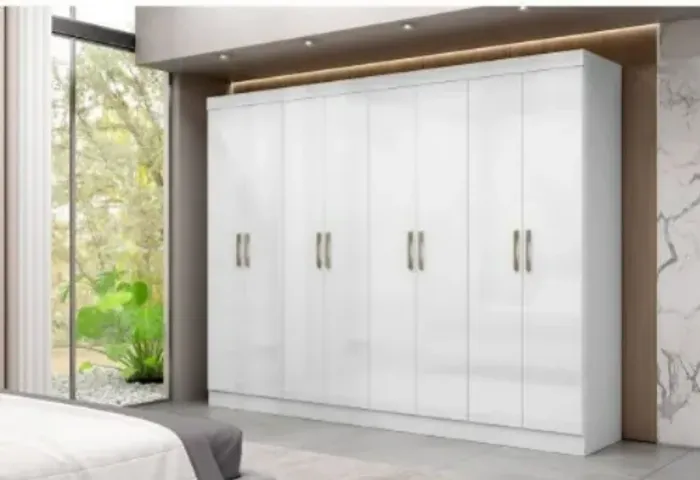 Guarda-roupa Casal Paris/Ouro 8 Portas 4 Gavetas Branco Brilho - 100% MDF 