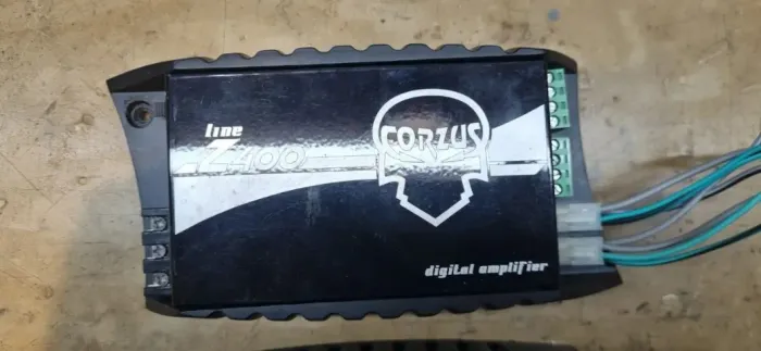 Amplificador Corzus Z400 4x100w (Usado)