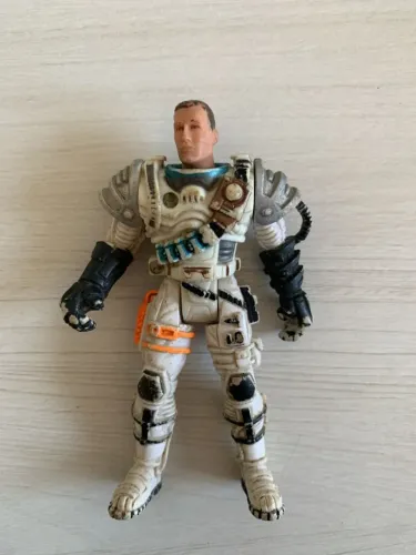 boneco chap mei space quest mission squad