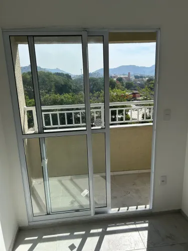 Porta de varanda de alumínio branco com vidro ? NOVA