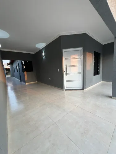 Linda Casa no Figueiras do Parque 430 mil 