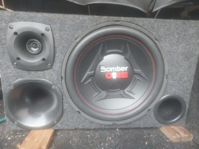 ? BOMBER ONE 12" ORIGINAL + CAIXA ACÚSTICA - ESTADO DE NOVO ?