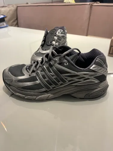 Adidas Cushion Adistar