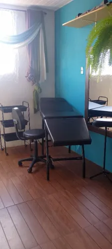 Kit Maca, cadeira, carrinho e apoio de braço.