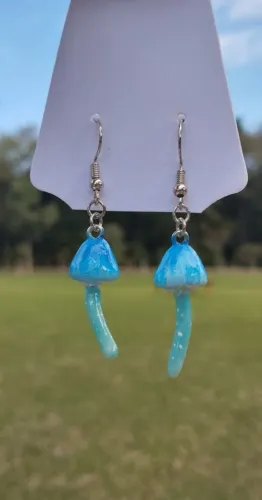 Brinco cogumelo azul
