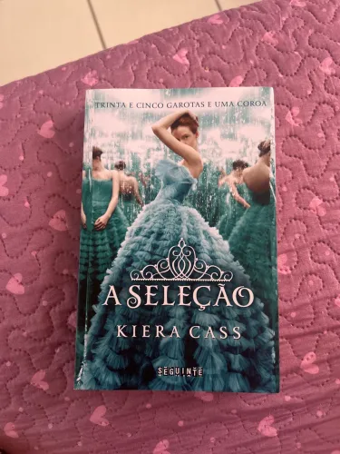 Livro A seleção de Kiera Cass
