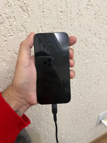 IPHONE 12, 64GB - Nunca aberto