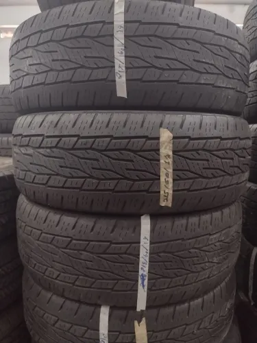 Pneus 215/60/17 continental