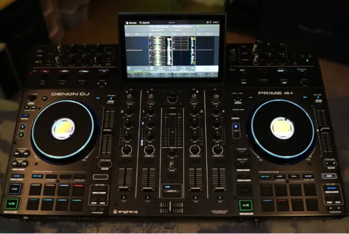 Denon Prime4 +