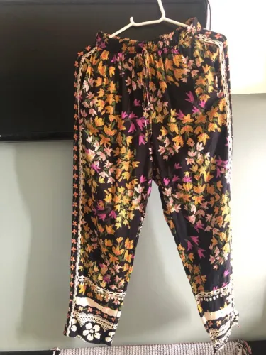 Calça Farm estampada tamanho P nova