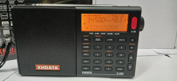 Radio digital xhdata d-808 am fm air oc fme ñ tecsun sony qodosen motobras degen grundig
