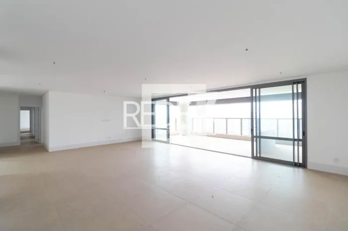 APARTAMENTO RESIDENTIAL em Campinas - São Paulo, Cambuí
