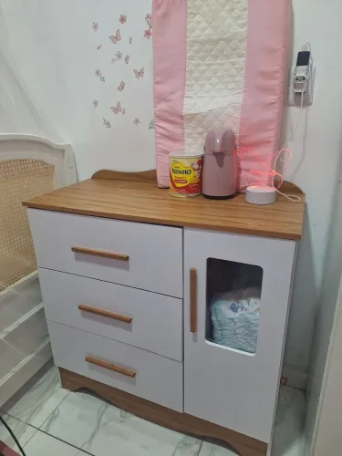Comoda infantil