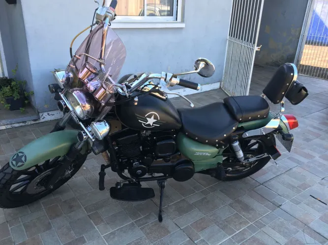 Custon Bolt XY250-5 Ano 2015