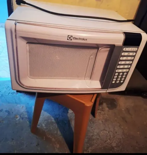 Microondas 32 pol
