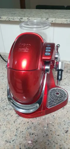 Cafeteira três corações 