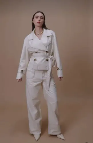 Conjunto Sarja Trenchcoat e Calça Reta Novo 