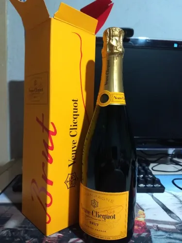 Chmpagne Vueve Clicquot
