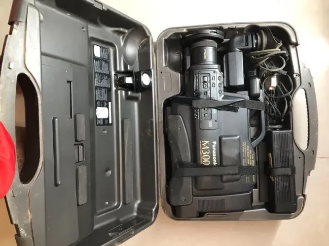 filmadora M3000 antiga