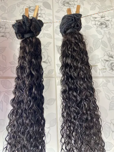 cabelo indiano 60 65 centímetros cacheado todo telado no precinho  309 gramas. 