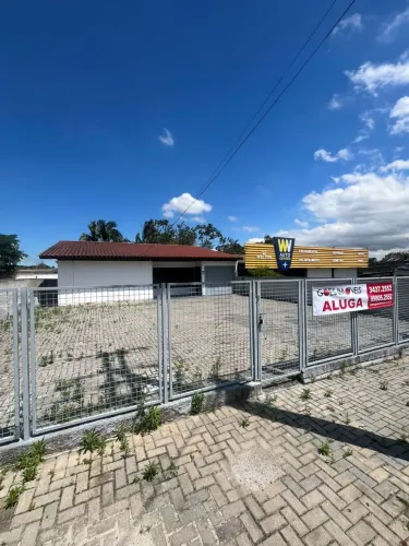 Casa Comercial para Aluguel em Criciúma