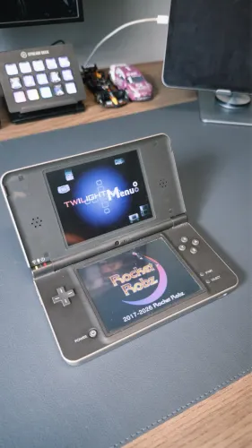 Nintendo DSi XL